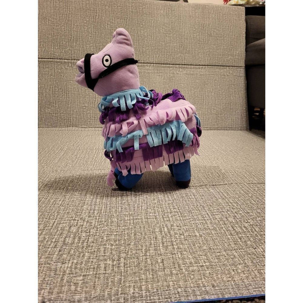 Fortnite Purple Llama~Loot Llama Novelty Plush 8"   purple blue 2018  NWOT
